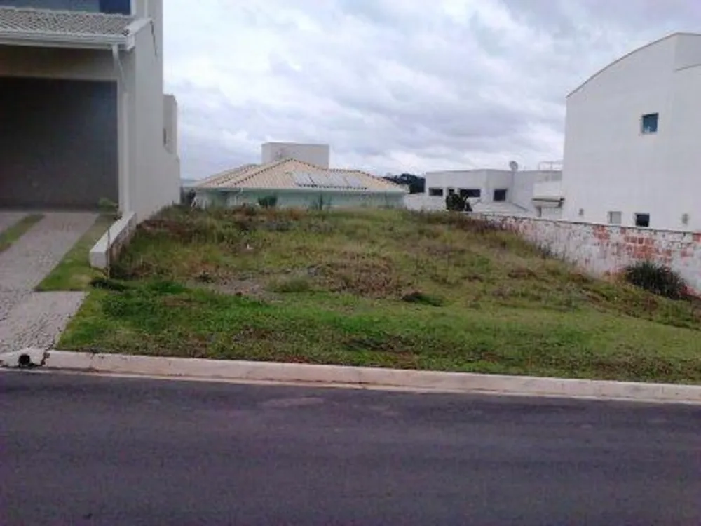 Loteamento e Condomínio, 272 m² - Foto 1