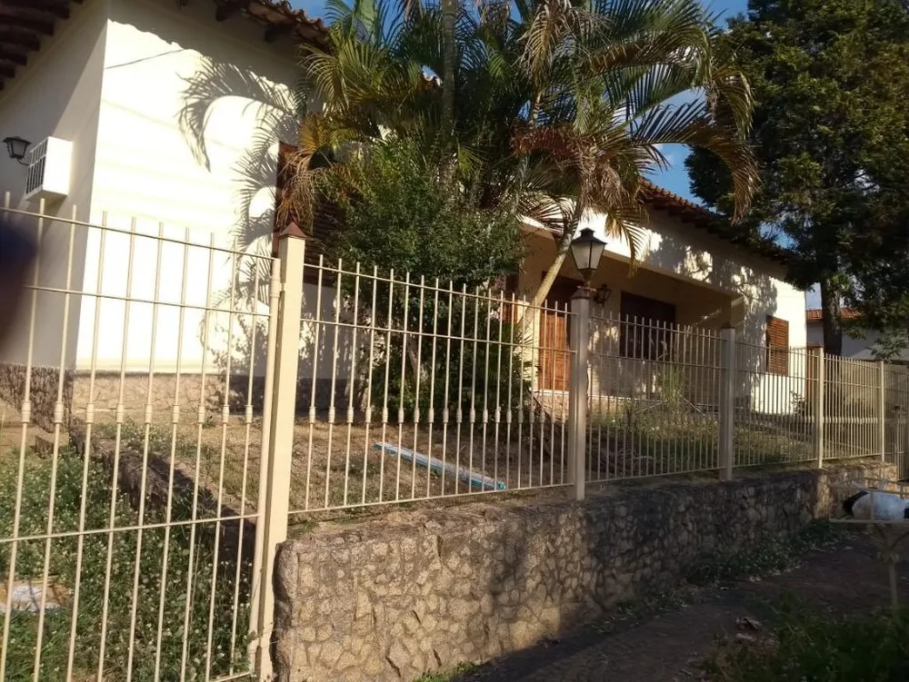 Casa, 5 quartos, 290 m² - Foto 1