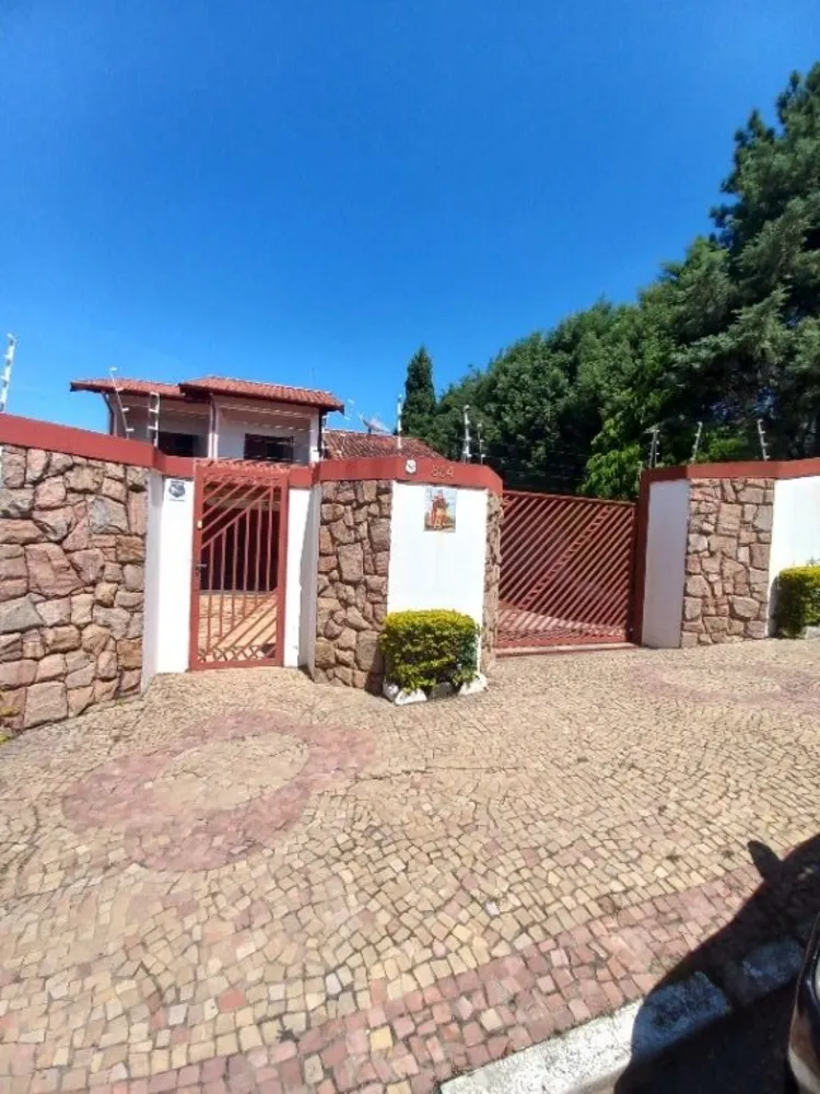 Chácara, 2 quartos, 1070 m² - Foto 2