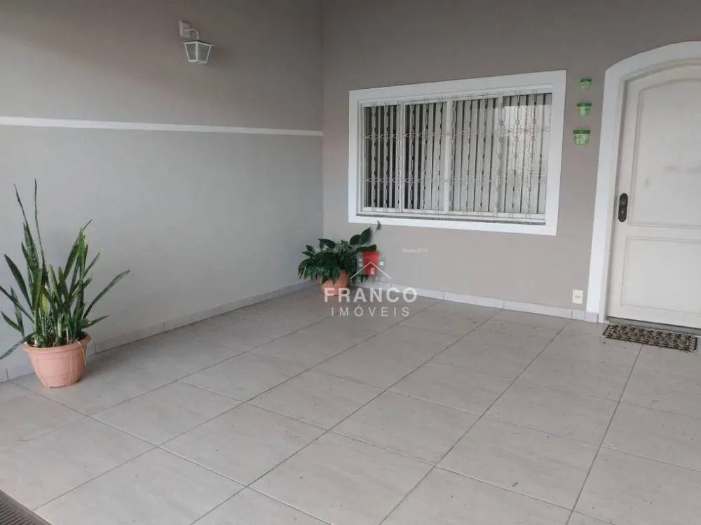 Casa, 3 quartos, 146 m² - Foto 3
