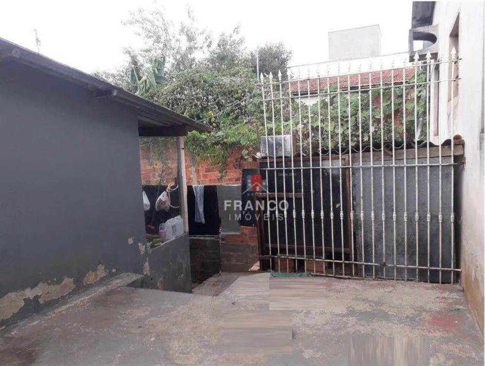 Casa, 2 quartos, 222 m² - Foto 2