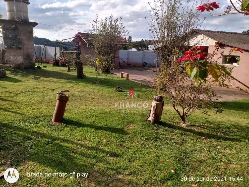 Chácara, 3 quartos, 1342 m² - Foto 2
