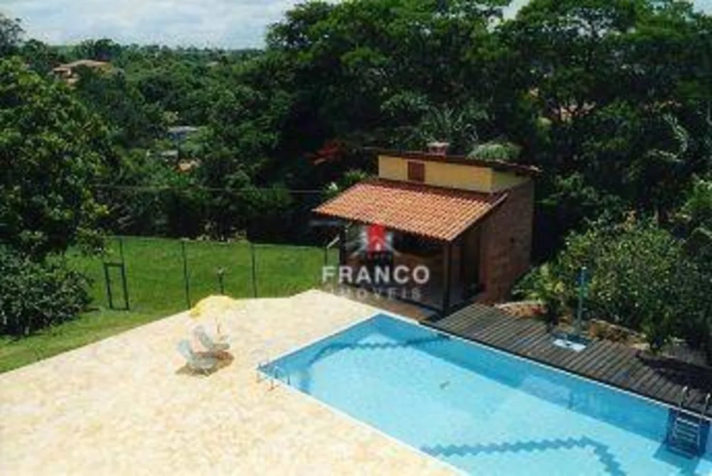 Chácara, 3 quartos, 5100 m² - Foto 1