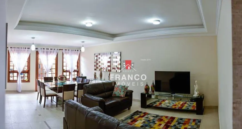 Casa, 3 quartos, 250 m² - Foto 3
