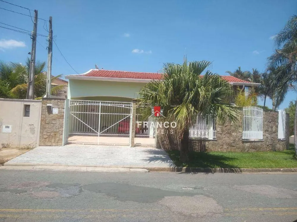 Casa, 3 quartos, 247 m² - Foto 1