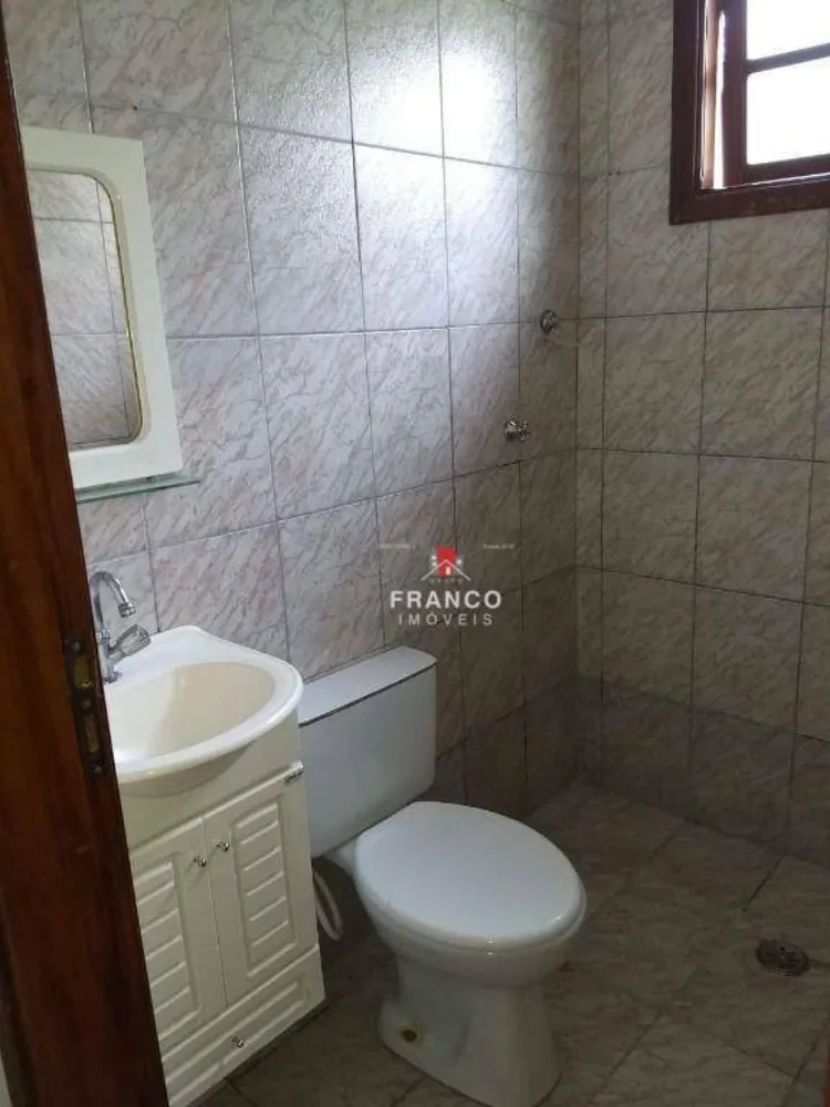 Casa, 3 quartos, 247 m² - Foto 3