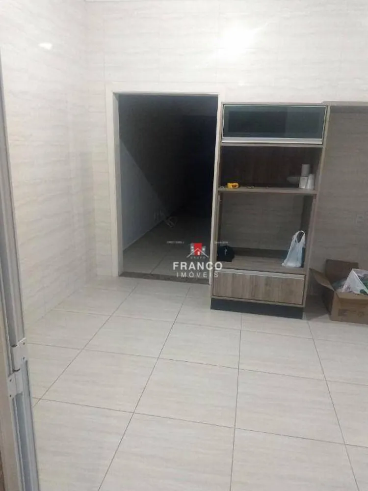 Casa, 3 quartos, 274 m² - Foto 4