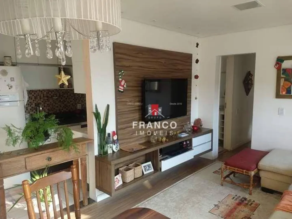 Apartamento, 3 quartos, 74 m² - Foto 2