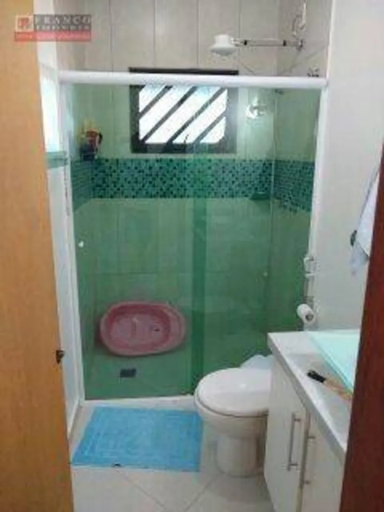 Casa, 3 quartos, 210 m² - Foto 2