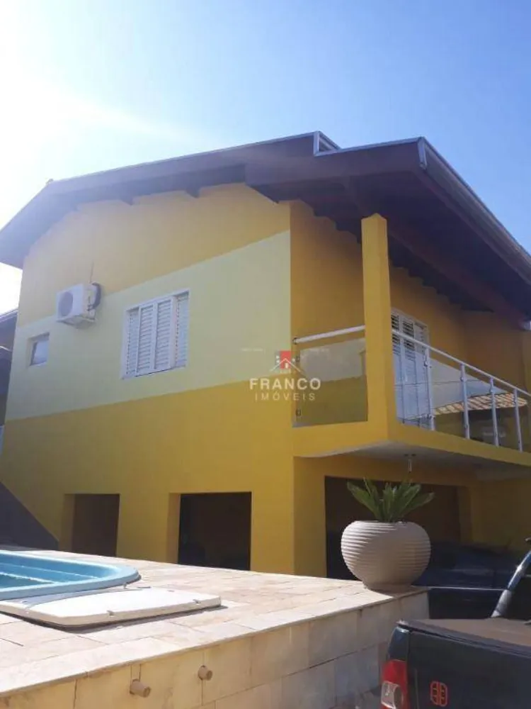 Casa, 3 quartos, 200 m² - Foto 3