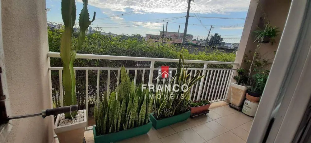 Apartamento, 3 quartos, 70 m² - Foto 2