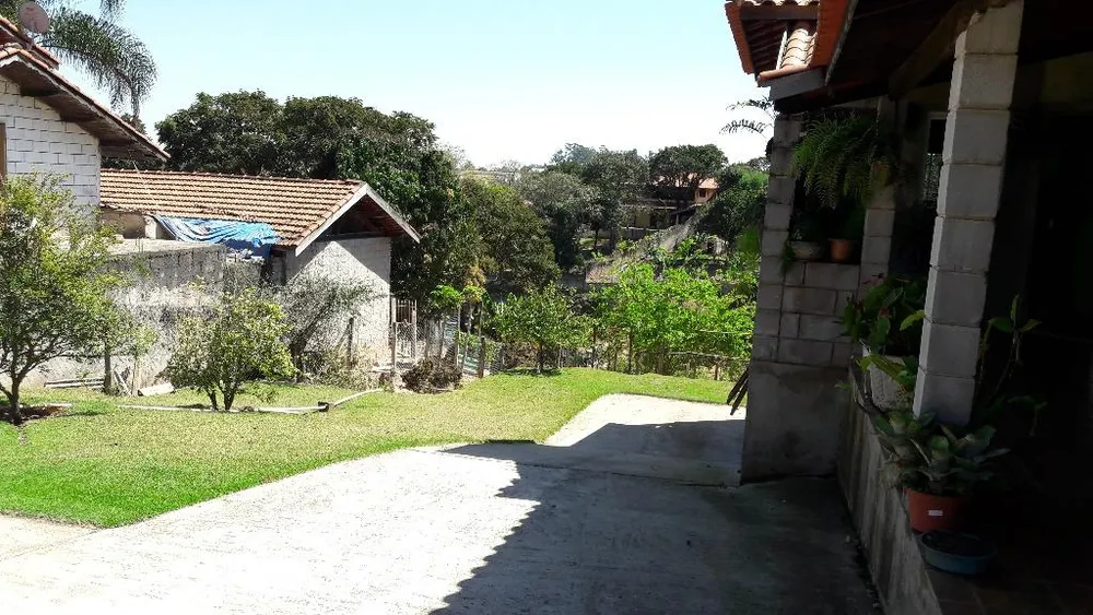 Chácara, 3 quartos, 2200 m² - Foto 2