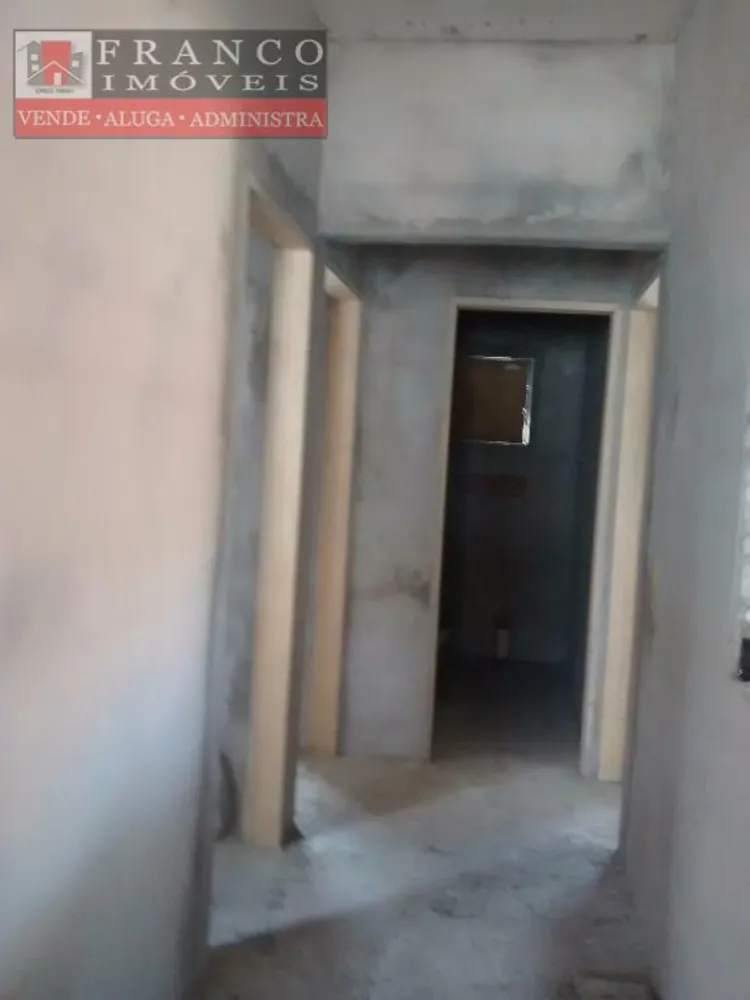 Casa, 6 quartos, 205 m² - Foto 4