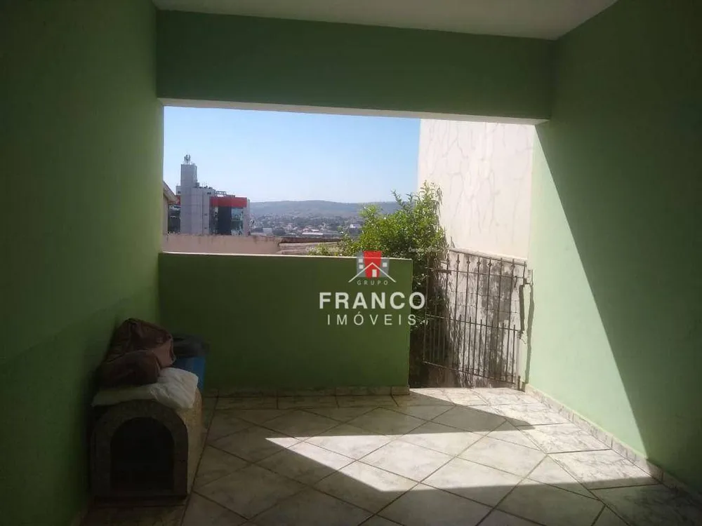 Casa, 4 quartos, 265 m² - Foto 3