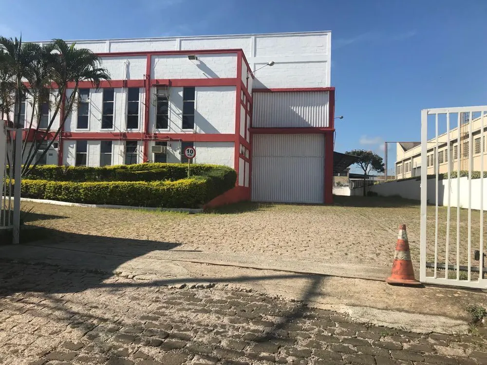 Depósito-Galpão, 3001 m² - Foto 1