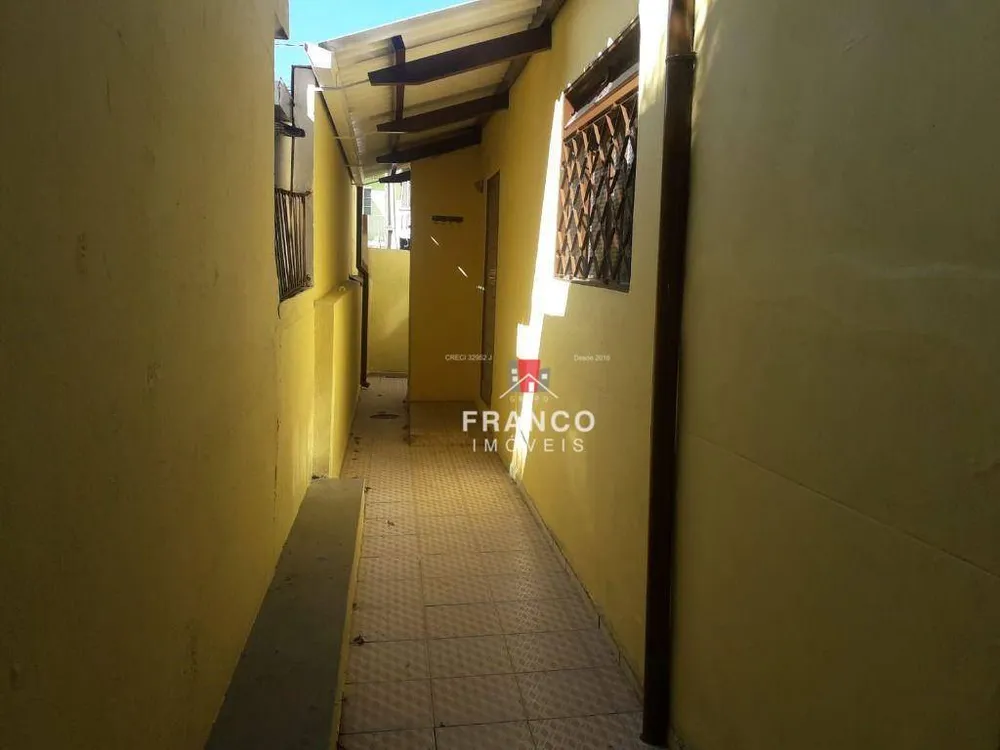 Casa, 3 quartos, 146 m² - Foto 2