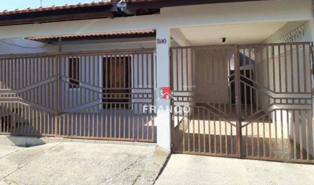 Casa, 4 quartos, 189 m² - Foto 1