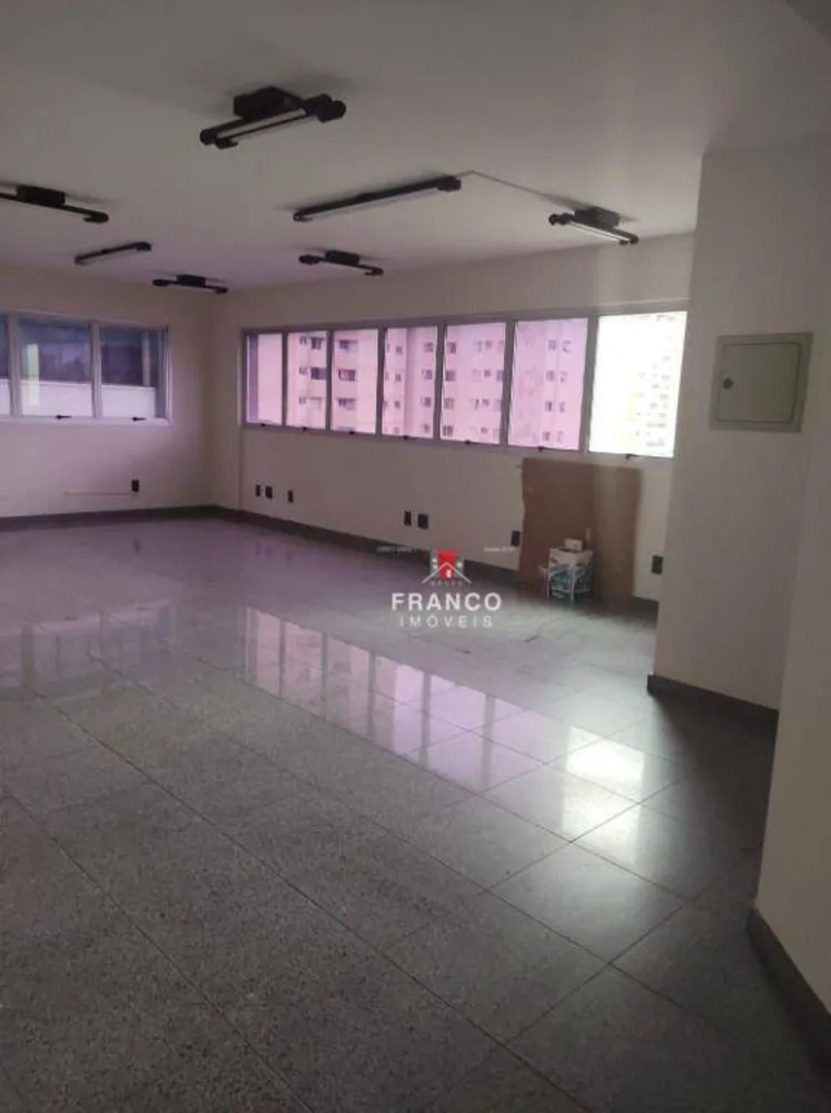 Sala-Conjunto, 42 m² - Foto 1