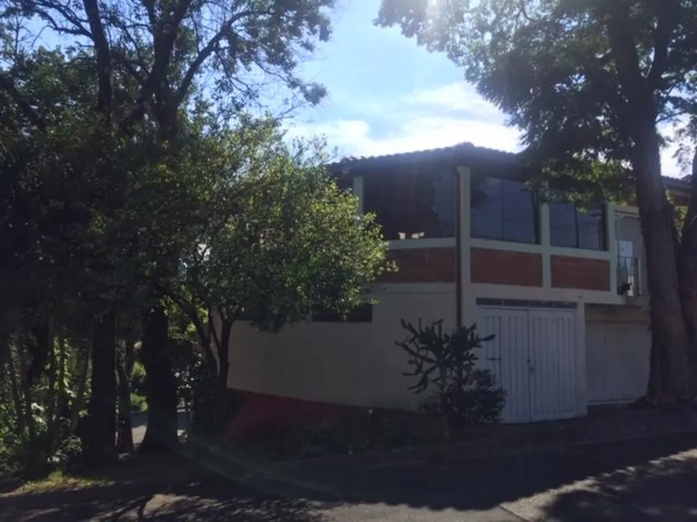 Casa, 3 quartos, 263 m² - Foto 1