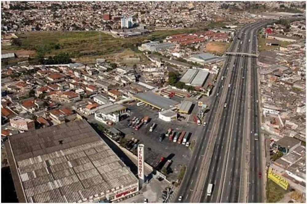 Depósito-Galpão, 5000 m² - Foto 1