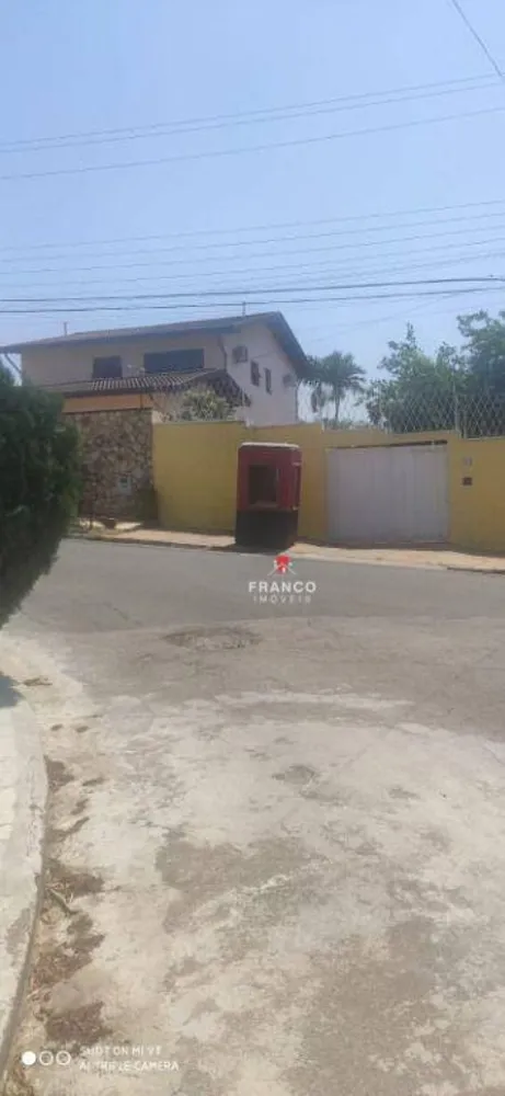 Casa, 3 quartos, 283 m² - Foto 2