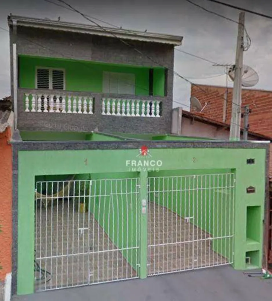 Casa, 3 quartos, 221 m² - Foto 1