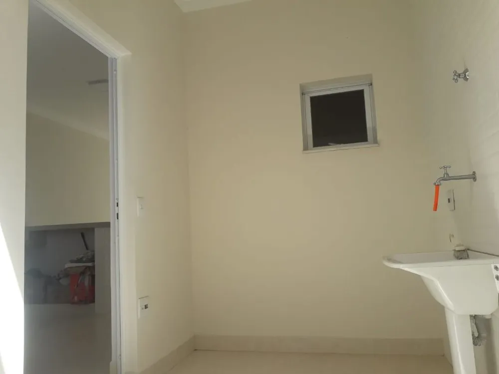 Casa, 3 quartos, 184 m² - Foto 2