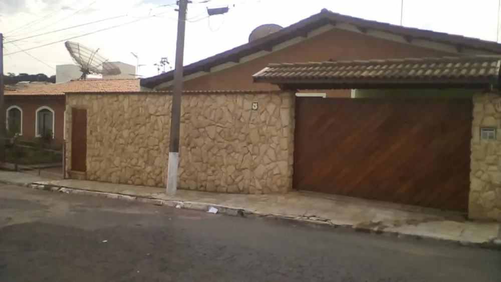 Casa, 3 quartos, 170 m² - Foto 1