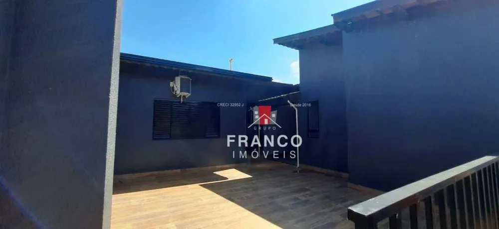 Sobrado, 3 quartos, 240 m² - Foto 2