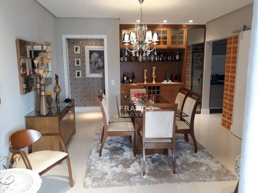 Apartamento, 3 quartos, 96 m² - Foto 1