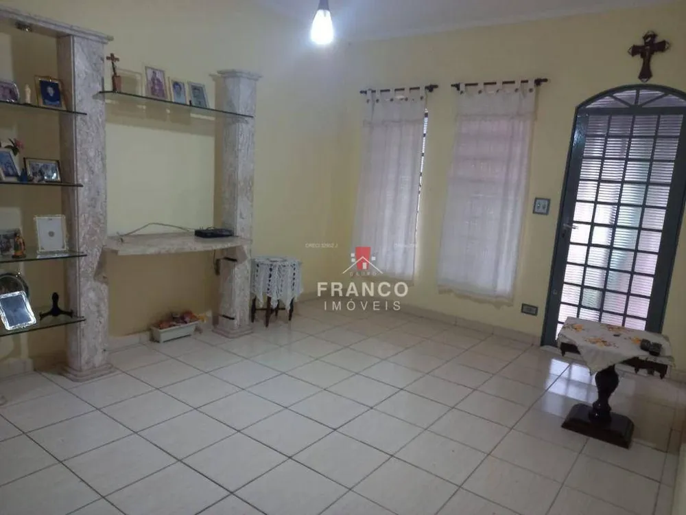 Casa, 2 quartos, 140 m² - Foto 1