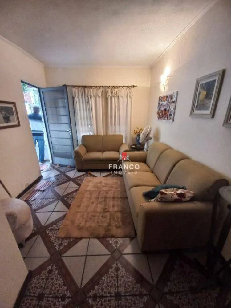 Casa, 3 quartos, 140 m² - Foto 4