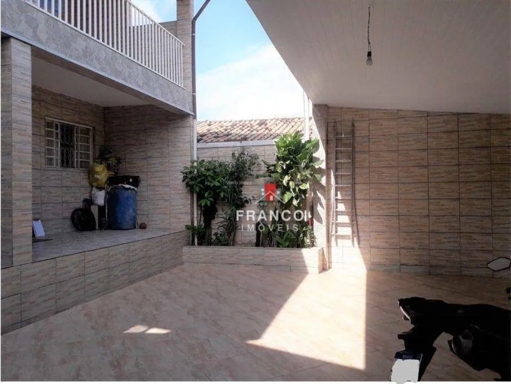Casa, 4 quartos, 184 m² - Foto 2