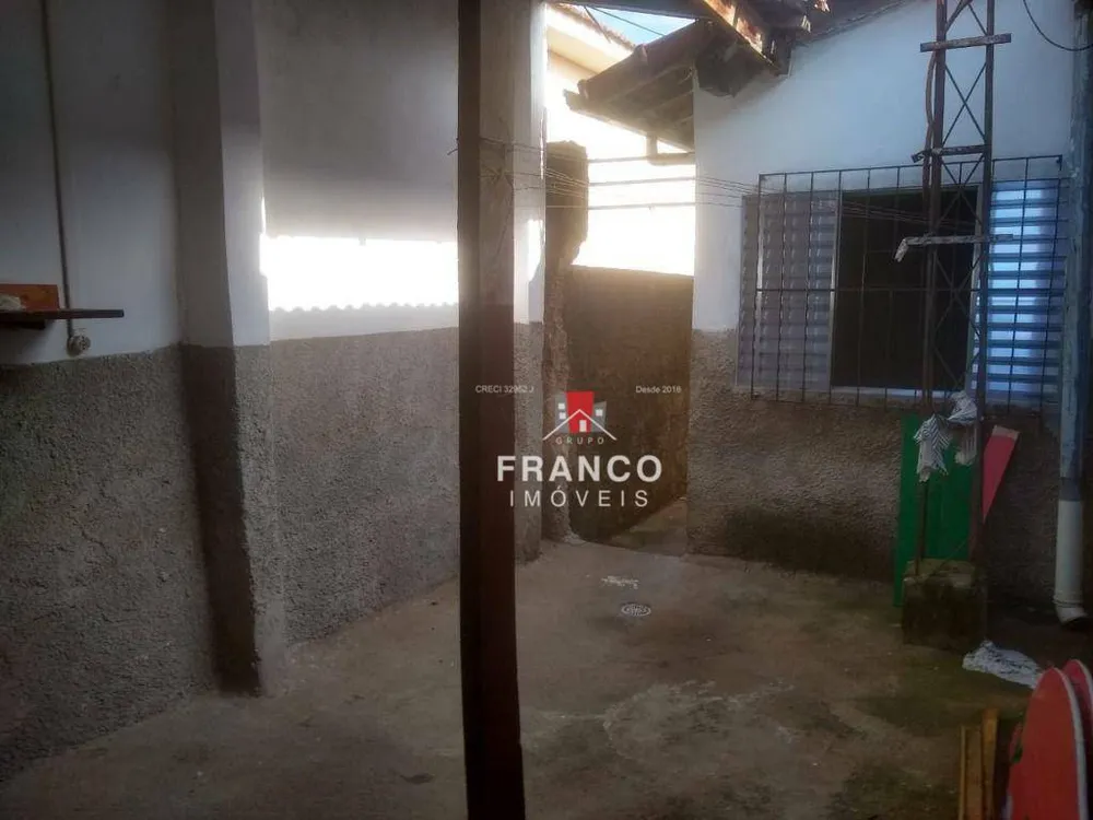 Casa, 3 quartos, 165 m² - Foto 2