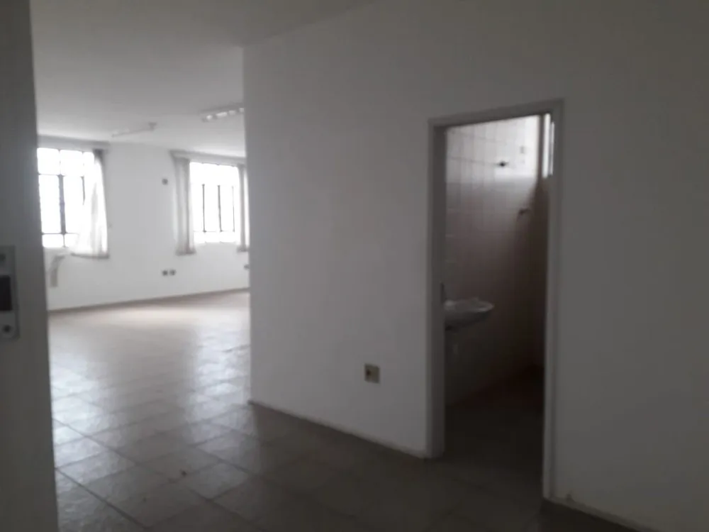 Sala-Conjunto, 250 m² - Foto 1