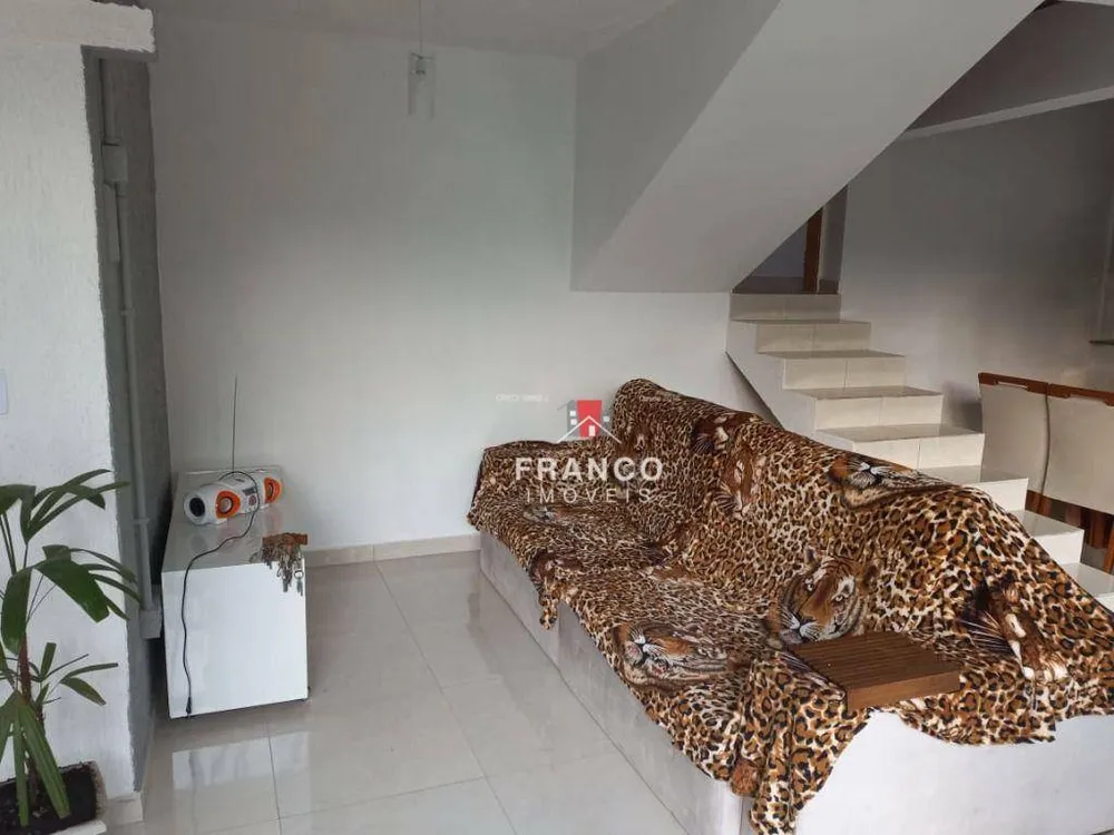 Chácara, 3 quartos, 2820 m² - Foto 2