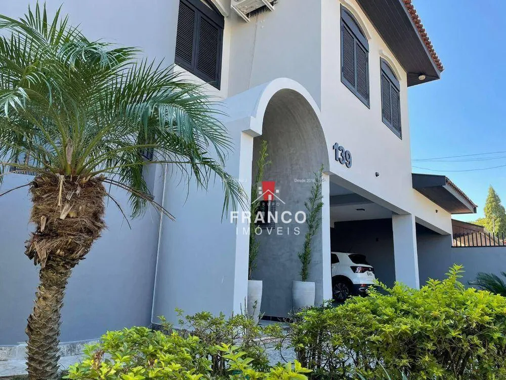 Casa, 7 quartos, 707 m² - Foto 2