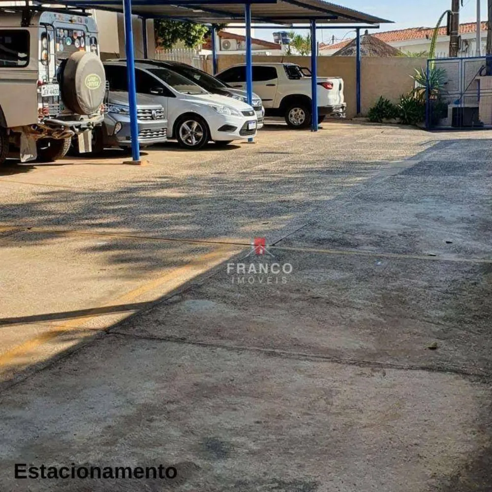 Casa, 3 quartos, 311 m² - Foto 4