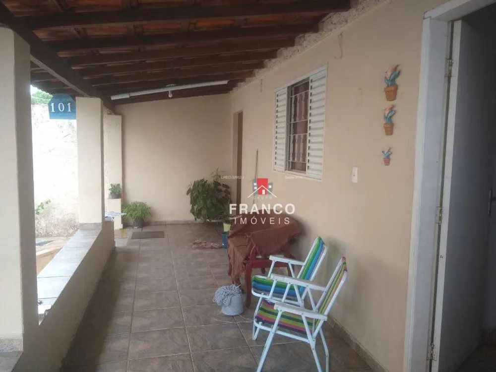 Casa, 4 quartos, 300 m² - Foto 2