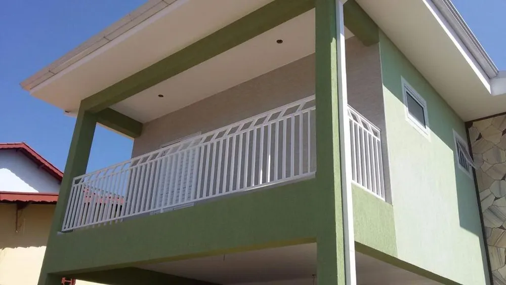 Casa, 4 quartos, 240 m² - Foto 1