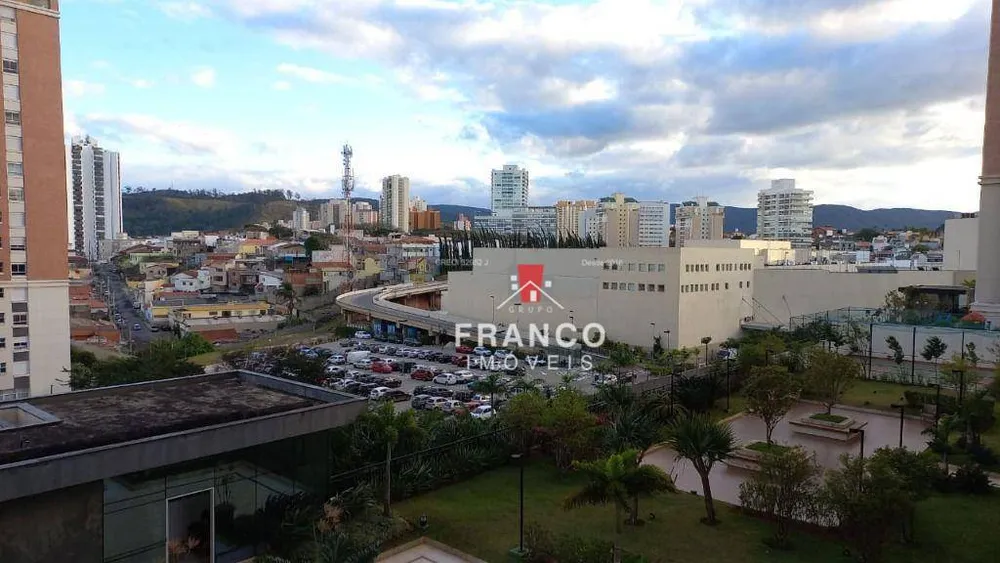 Apartamento, 3 quartos, 147 m² - Foto 2