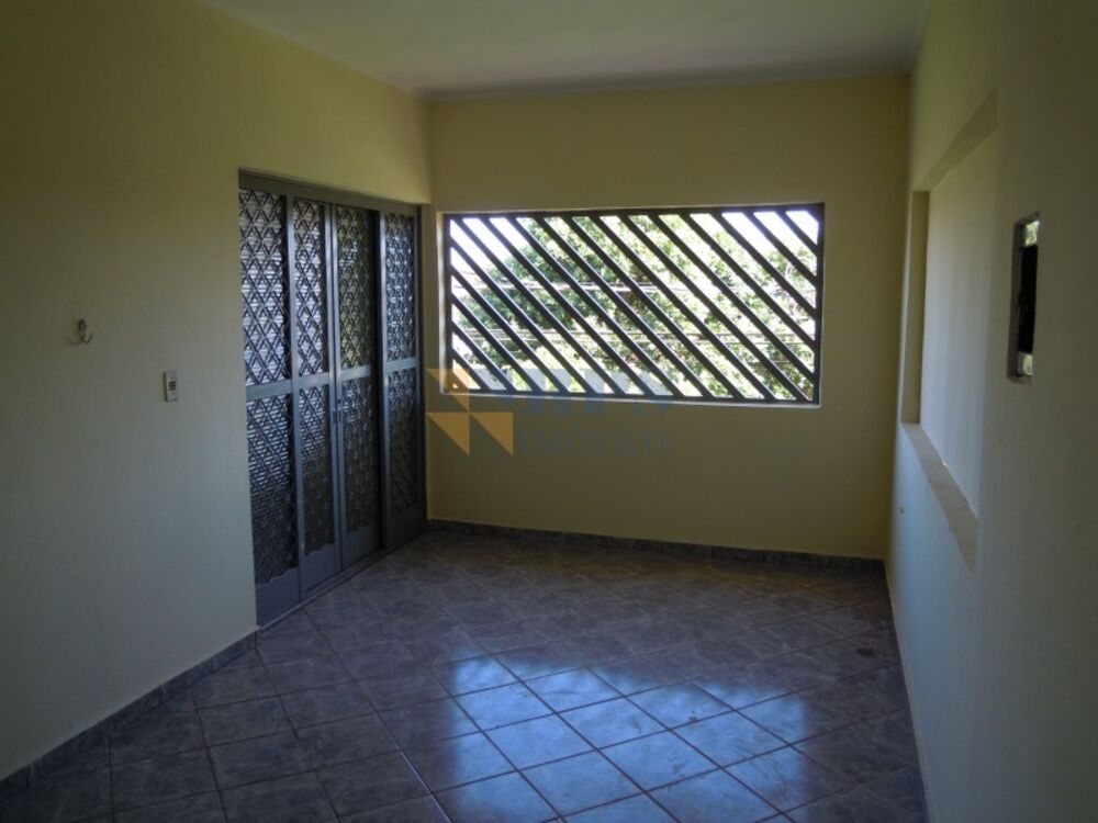 Casa, 3 quartos, 223 m² - Foto 3