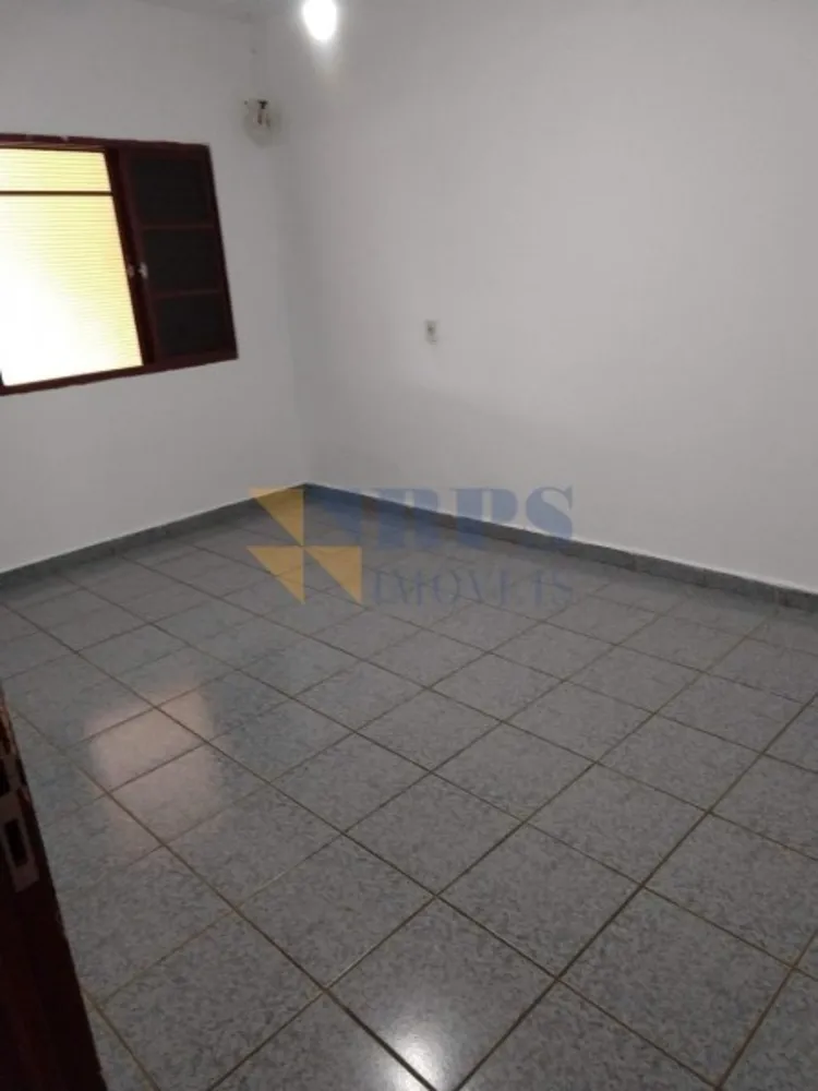 Casa, 4 quartos, 232 m² - Foto 3