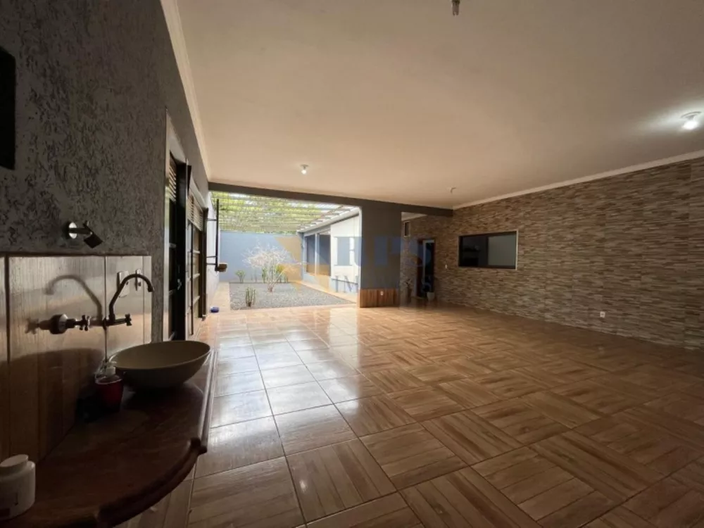 Casa, 2 quartos, 181 m² - Foto 2