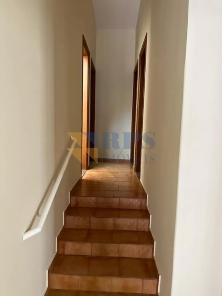 Casa à venda com 3 quartos, 154m² - Foto 4