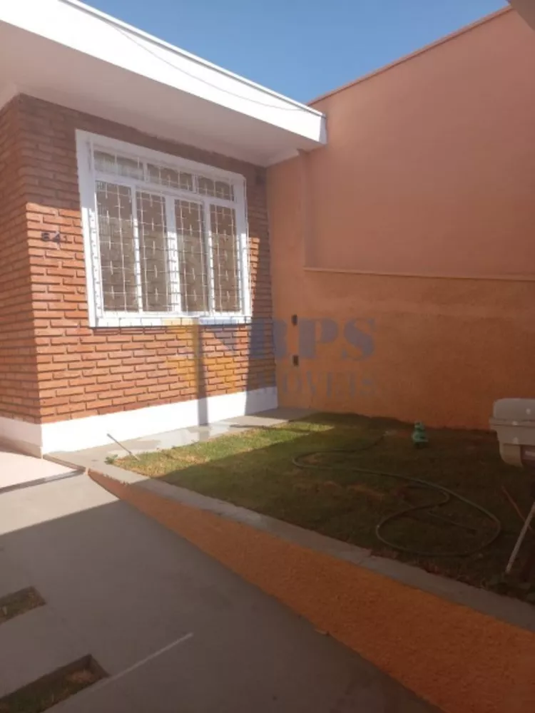 Casa à venda com 2 quartos, 109m² - Foto 3