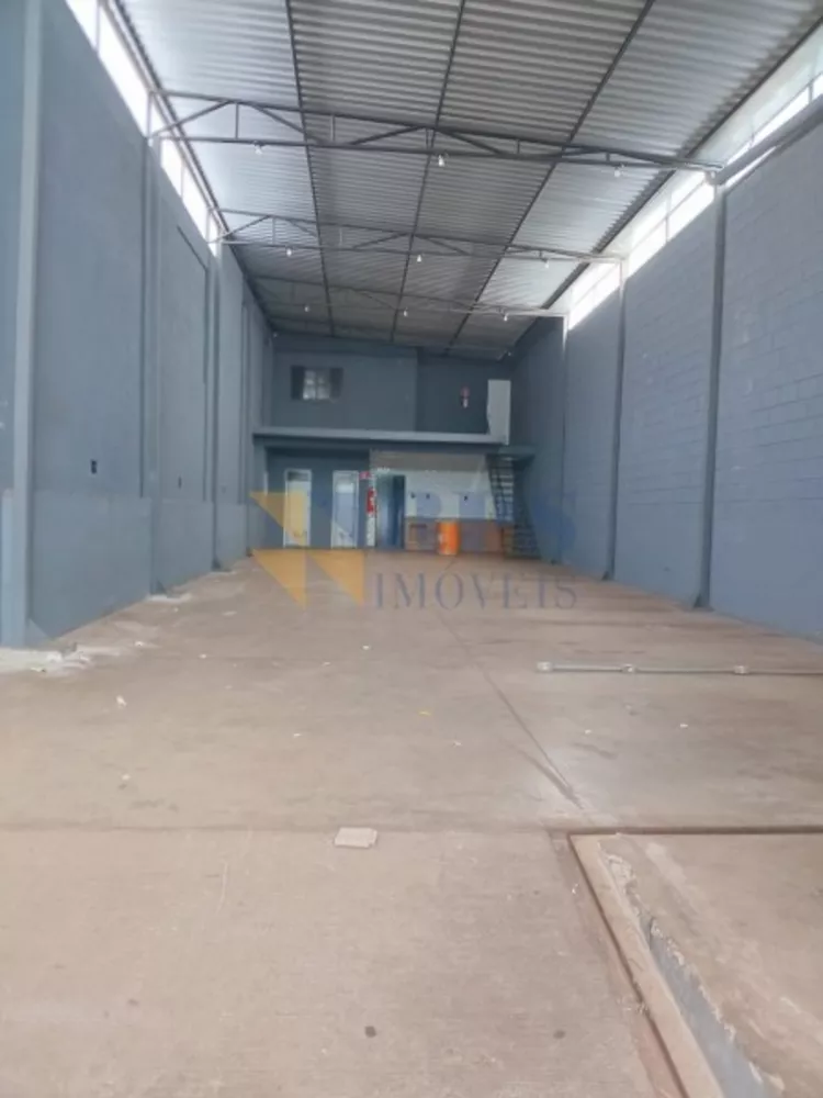 Prédio Inteiro, 240 m² - Foto 2