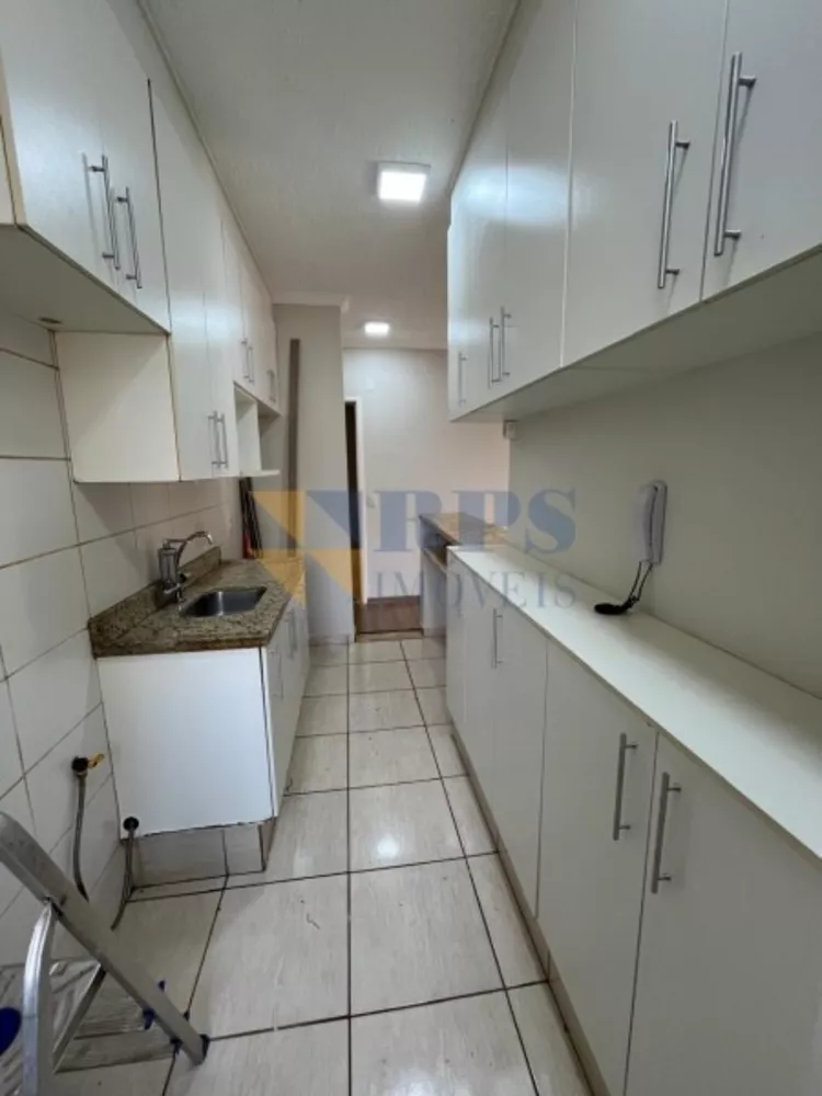 Apartamento para alugar com 3 quartos, 68m² - Foto 3