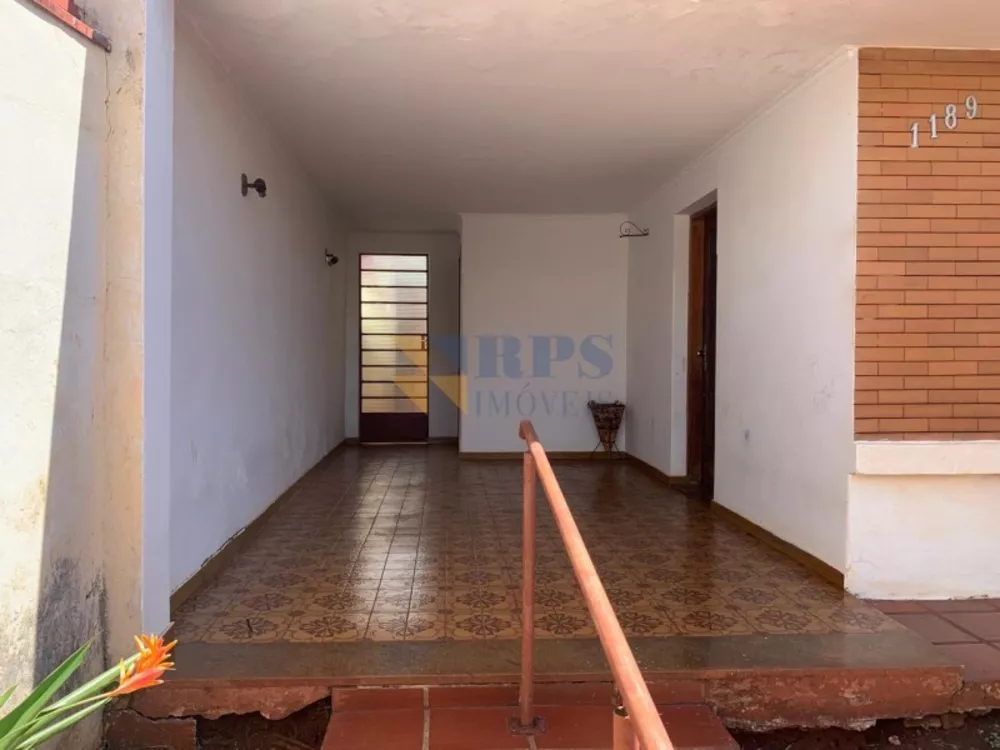 Casa à venda com 3 quartos, 164m² - Foto 3