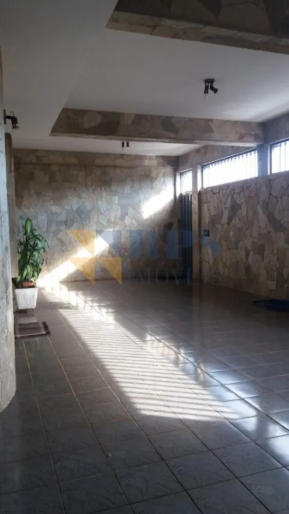 Casa, 8 quartos, 483 m² - Foto 1